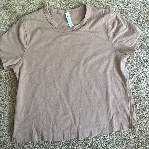 lululemon athletica Tops - Lululemon tshirt